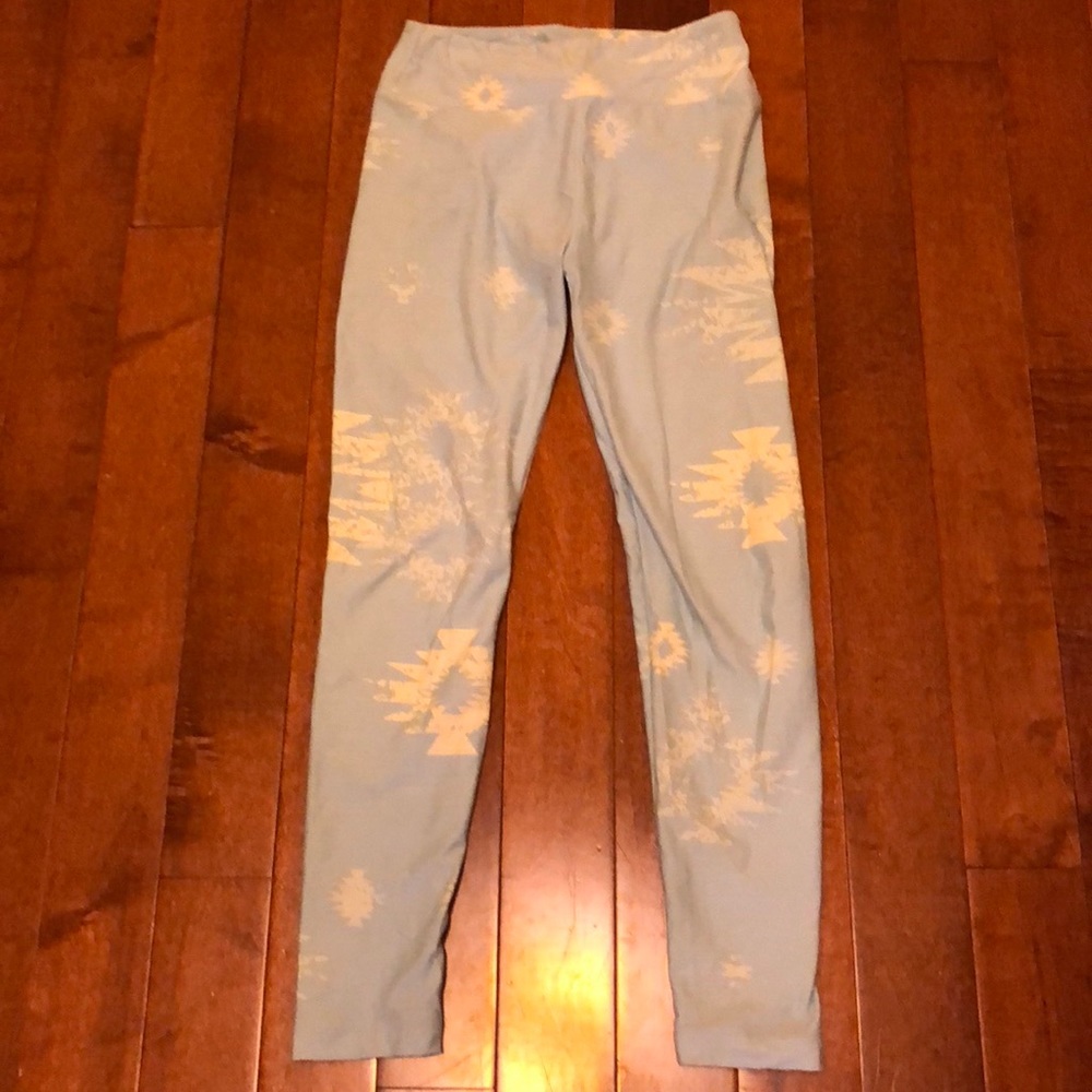 LuLaRoe OS Aztec Pattern Leggings